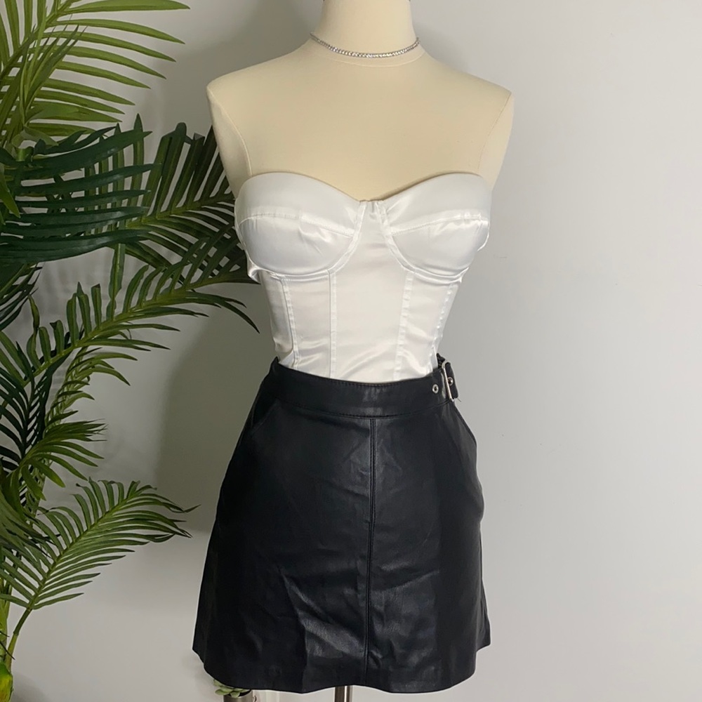 Black Zara mini leather skirt